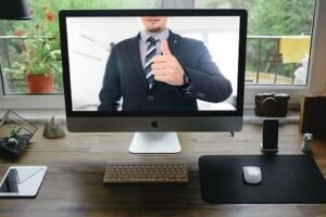 Consejos para Preparar una Entrevista de Trabajo Online