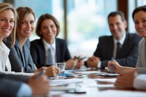 Cómo Destacar en una Entrevista en Grupo